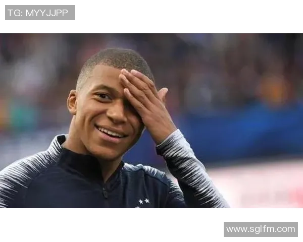 明星们心目中的足球偶像究竟是谁让他们如此追捧与崇拜